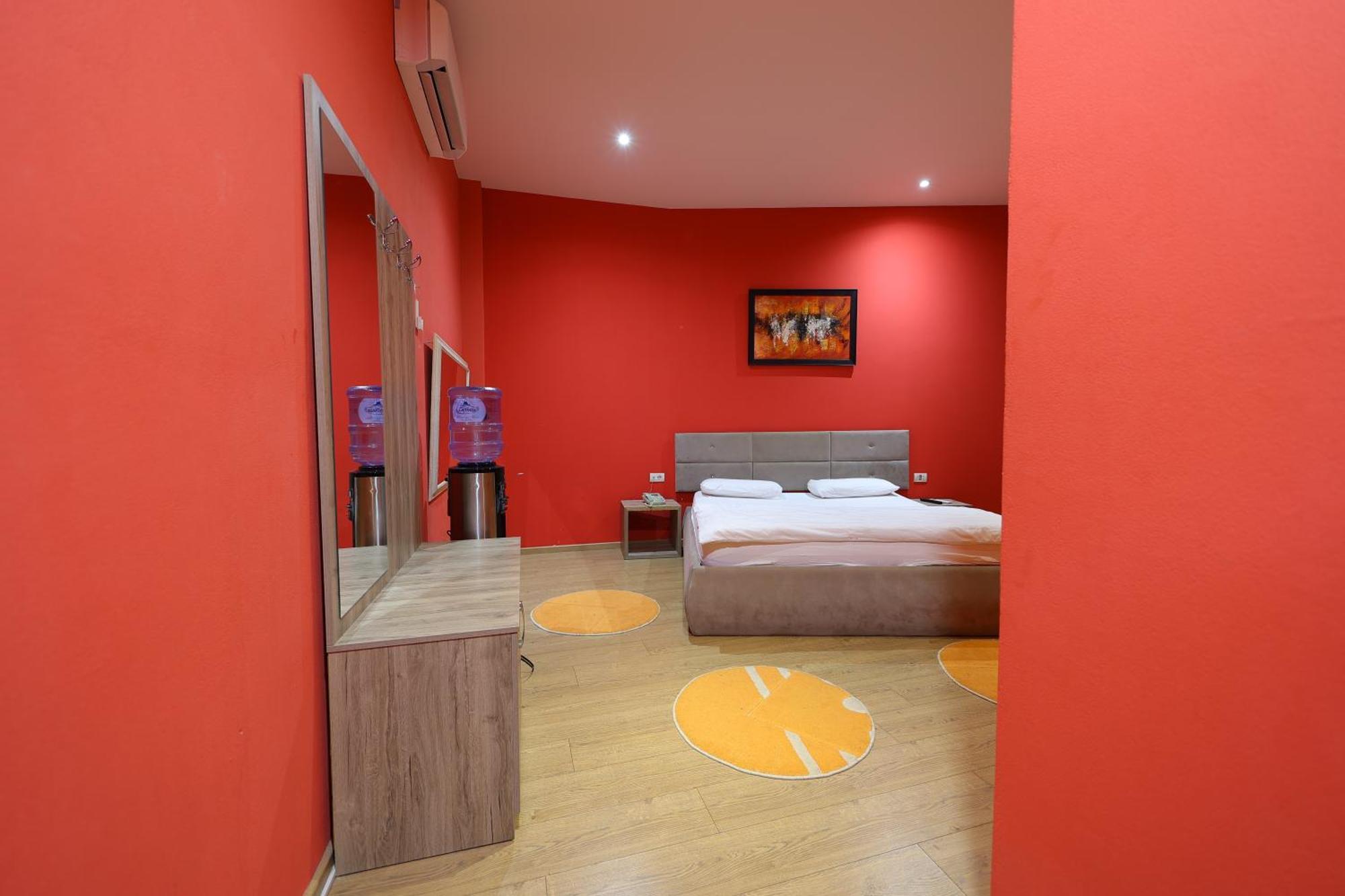 Hotel Gjuta Farke e Madhe Luaran gambar